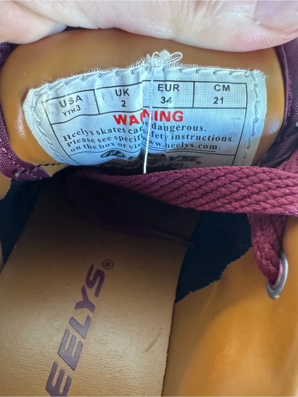 Heelys Burgundy Roller Skate Shoes Youth Size 3